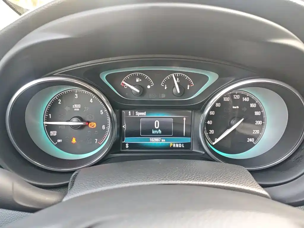 Buick Envision Plus — миниатюра 12