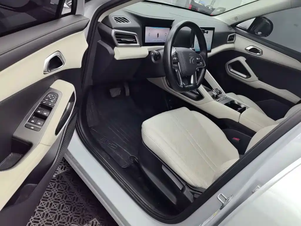 BYD Yuan UP — миниатюра 16