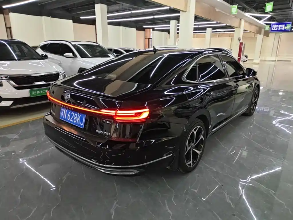 Volkswagen Passat — миниатюра 4