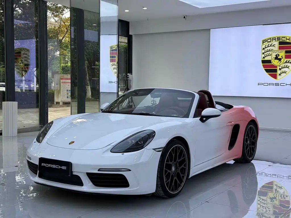 Купить Porsche 718