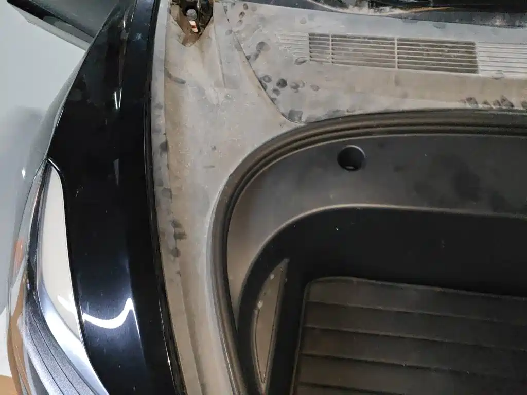 Tesla Model 3 — миниатюра 21