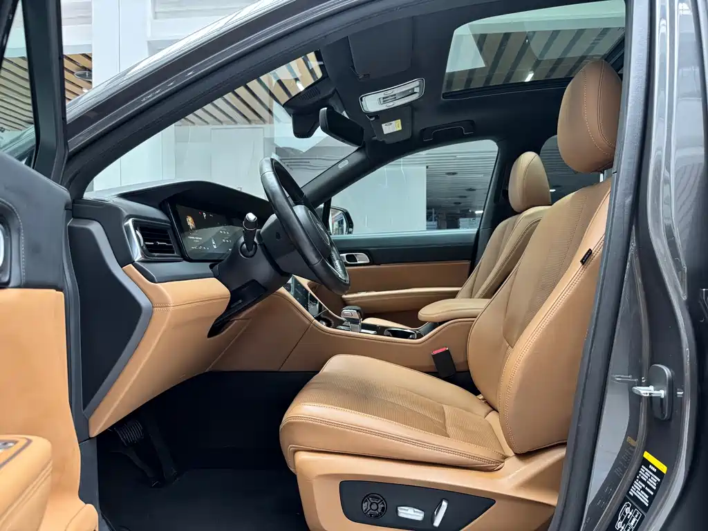 Li Auto Li ONE — миниатюра 10