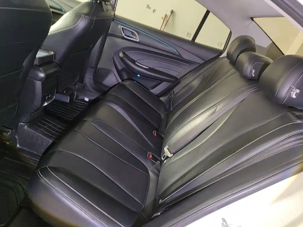 Roewe i5 — миниатюра 17
