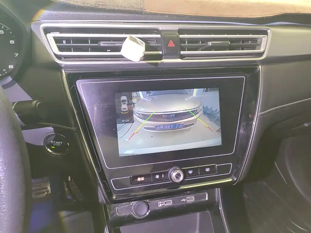 Roewe i5 — миниатюра 13