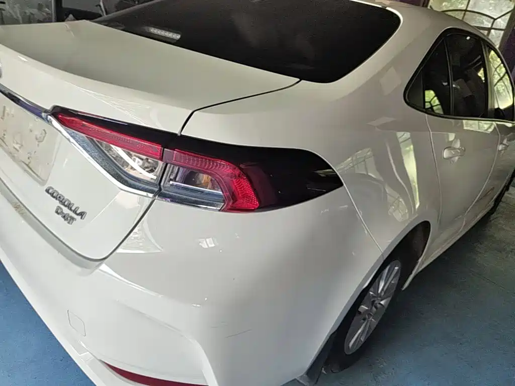 Toyota Corolla — миниатюра 8