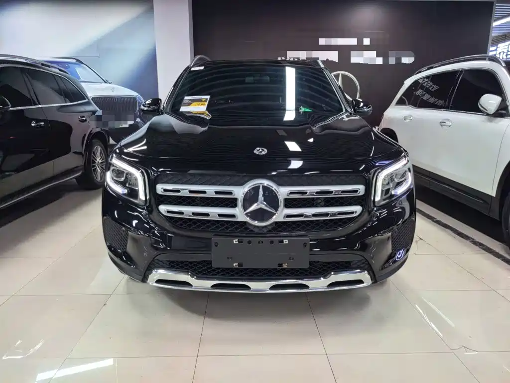 Mercedes-Benz GLB — миниатюра 8
