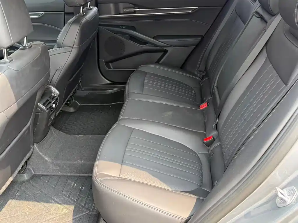 Ford Mondeo 2025 2.0T EcoBoost Luxury