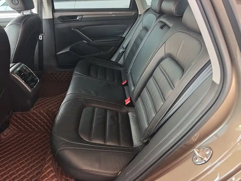 Volkswagen Passat — миниатюра 17