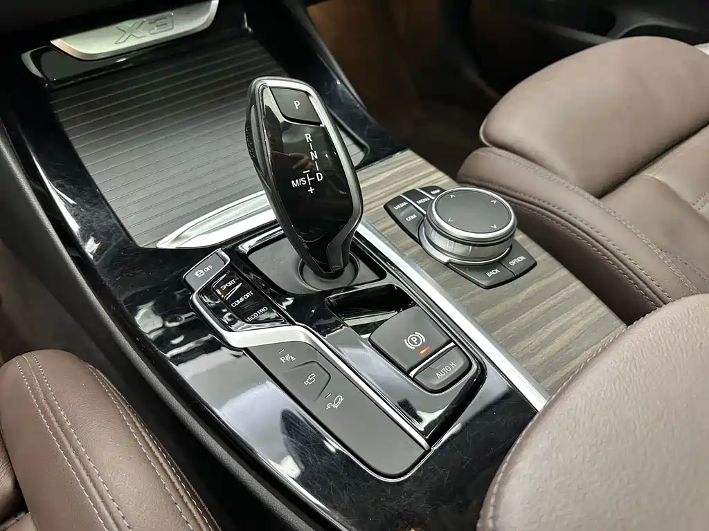 BMW X3 — миниатюра 17