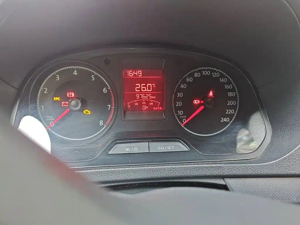Volkswagen Jetta — миниатюра 13