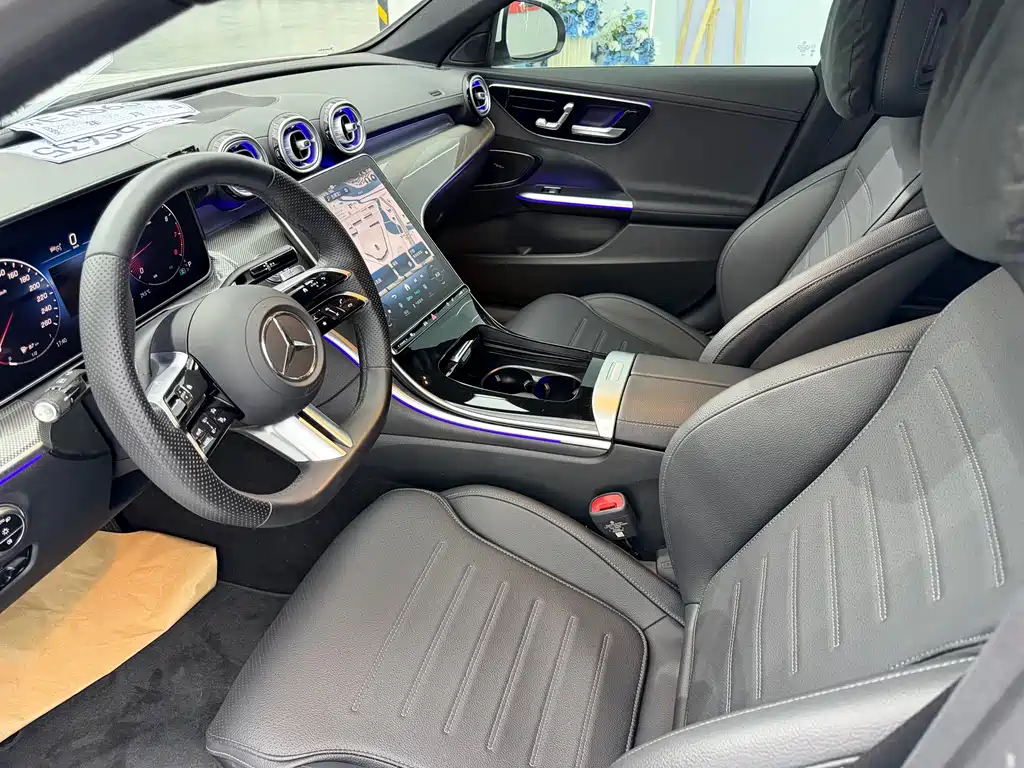 Mercedes-Benz C-Class — миниатюра 4
