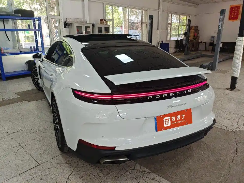 Porsche Panamera — миниатюра 3