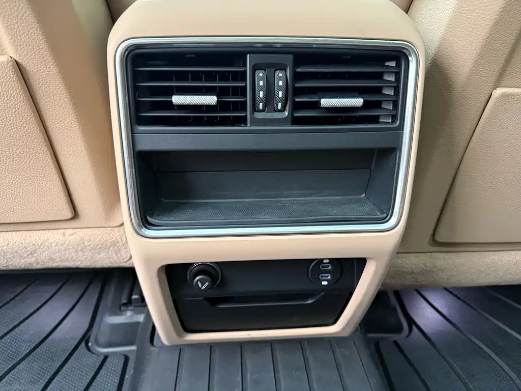 Porsche Cayenne — миниатюра 29