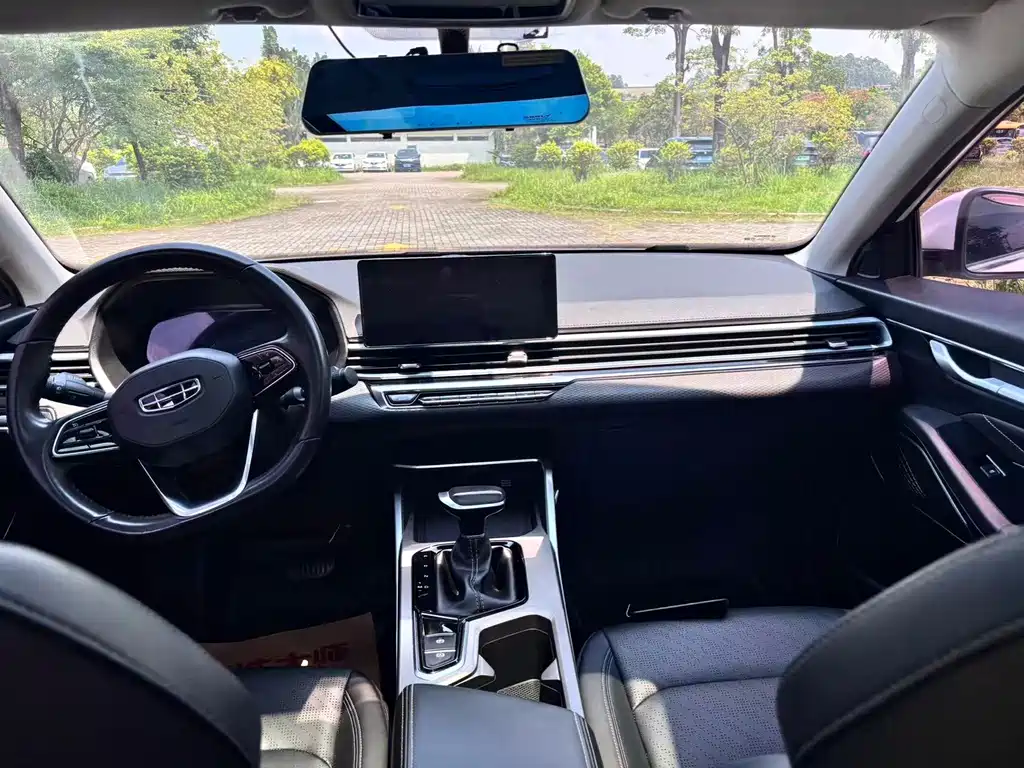 Geely Emgrand — миниатюра 14