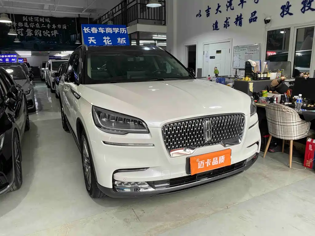 Lincoln Aviator 3.0T V6 4WD Premium Edition, фото 2
