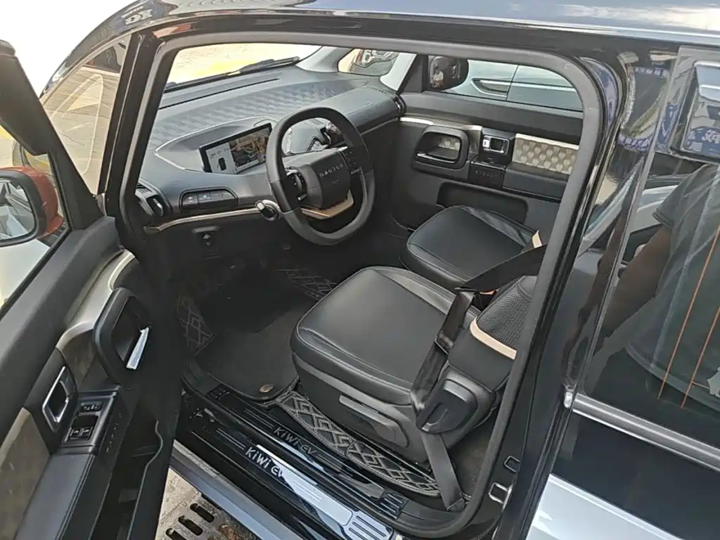 Baojun KiWi EV — миниатюра 15