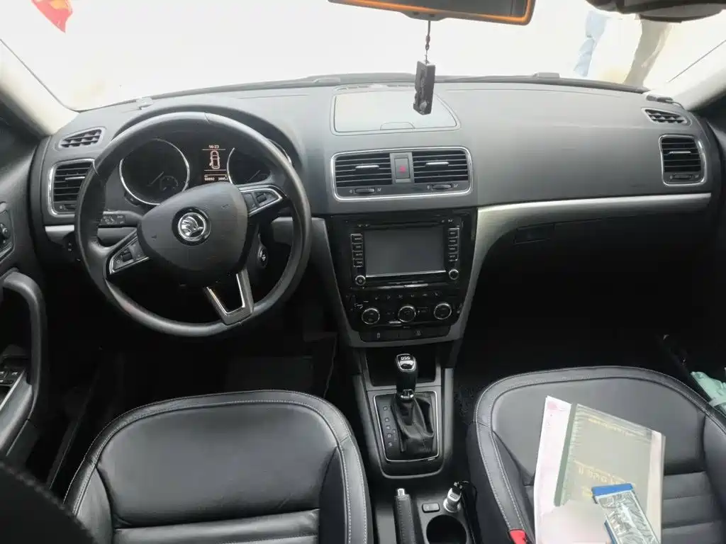 Skoda Yeti — миниатюра 10
