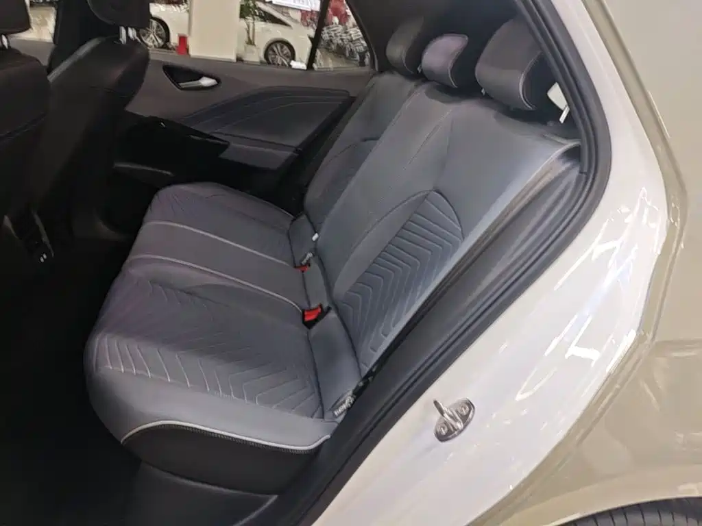 Volkswagen ID.3 — миниатюра 17