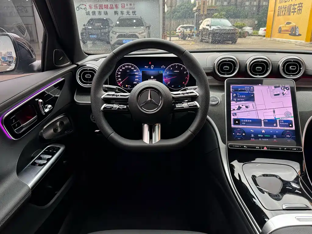 Mercedes-Benz C-Class — миниатюра 8