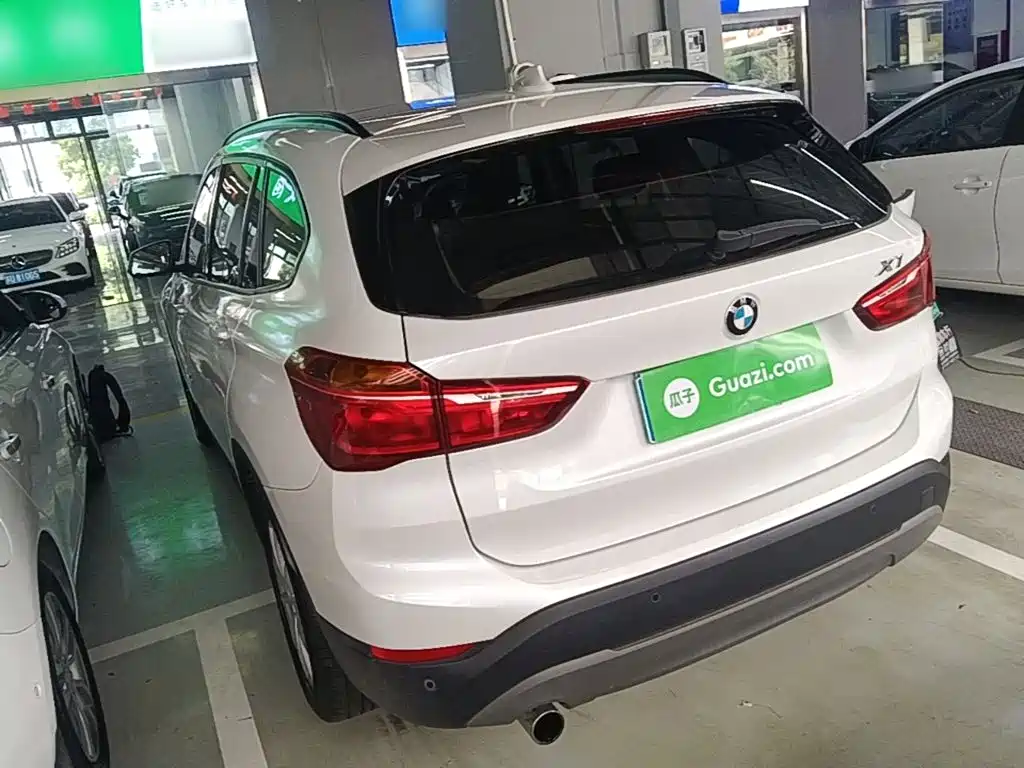 BMW X1 — миниатюра 5