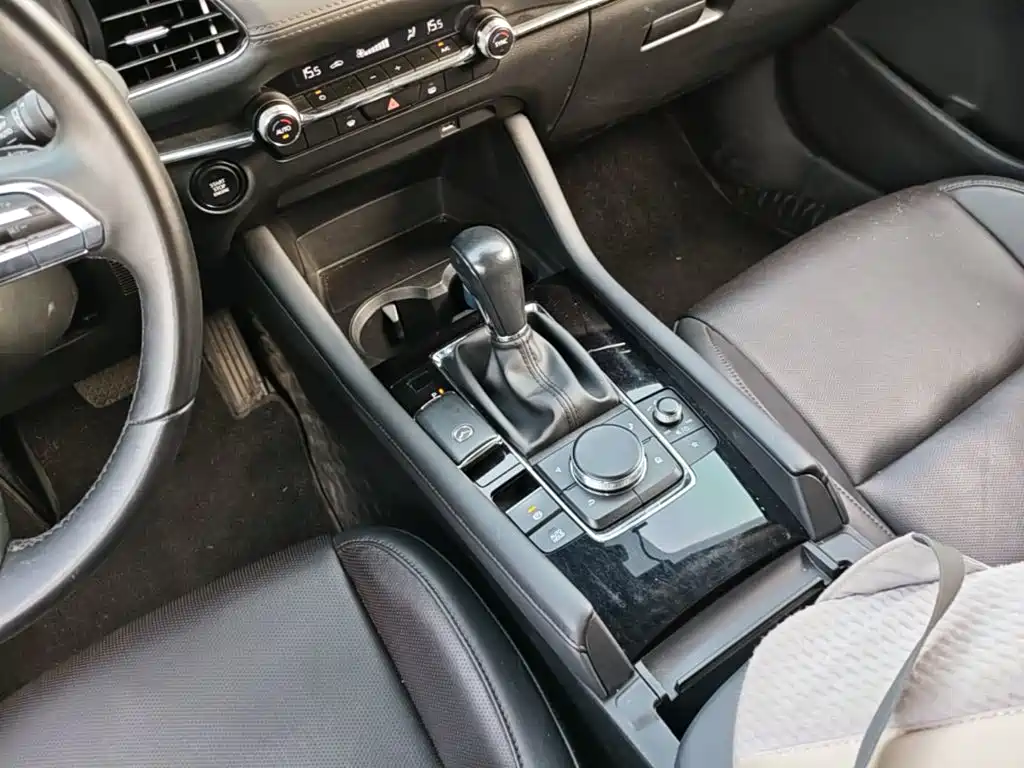 Mazda 3 Axela — миниатюра 14