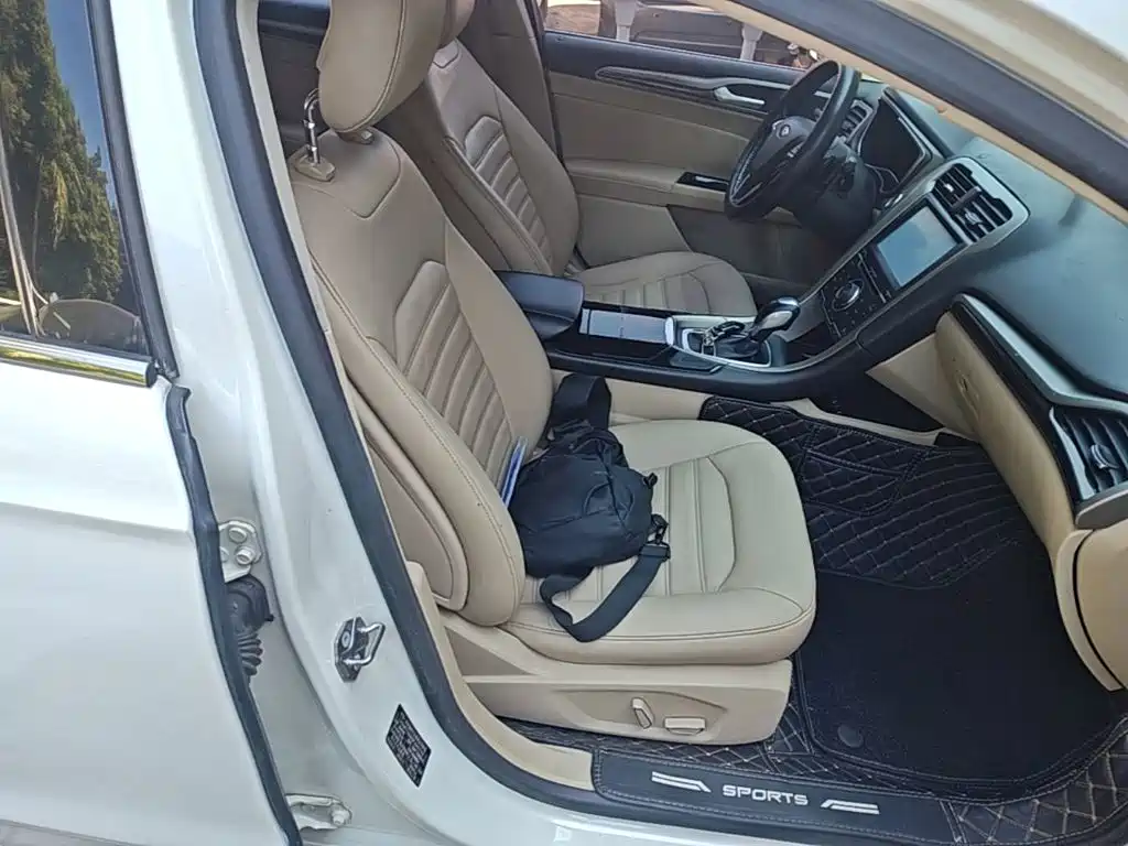 Ford Mondeo — миниатюра 25