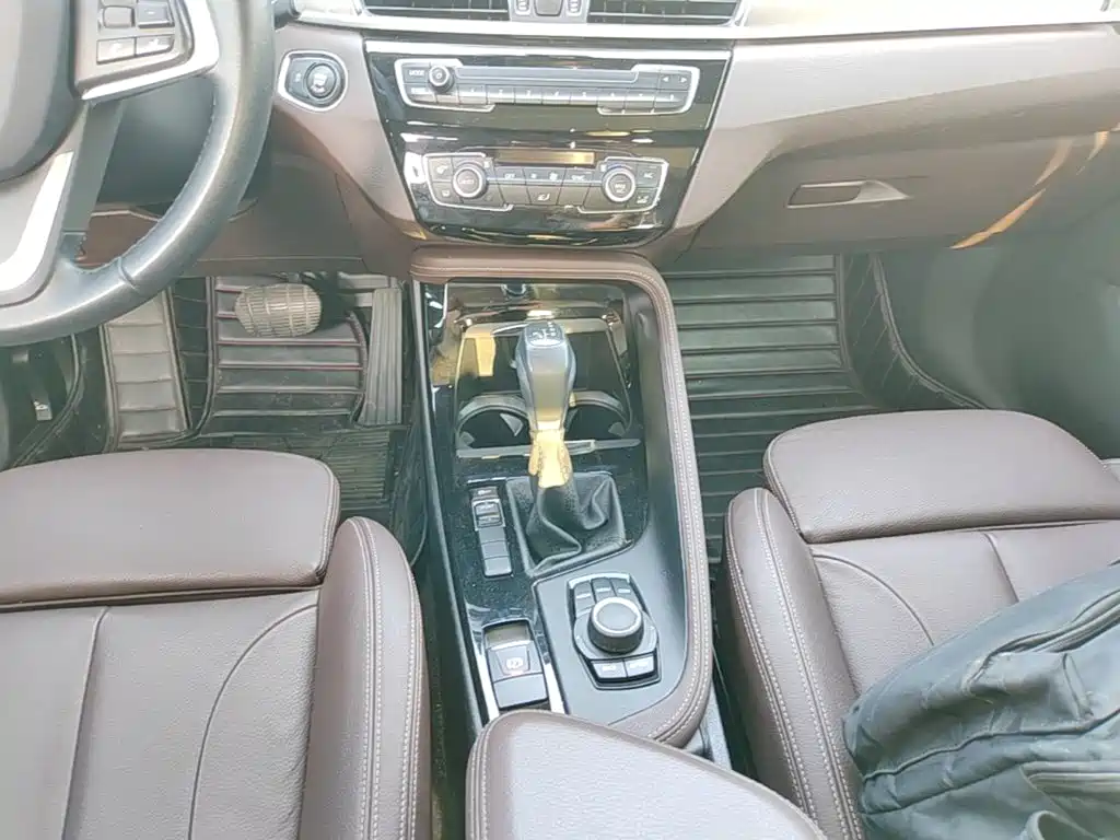 BMW X1 — миниатюра 14