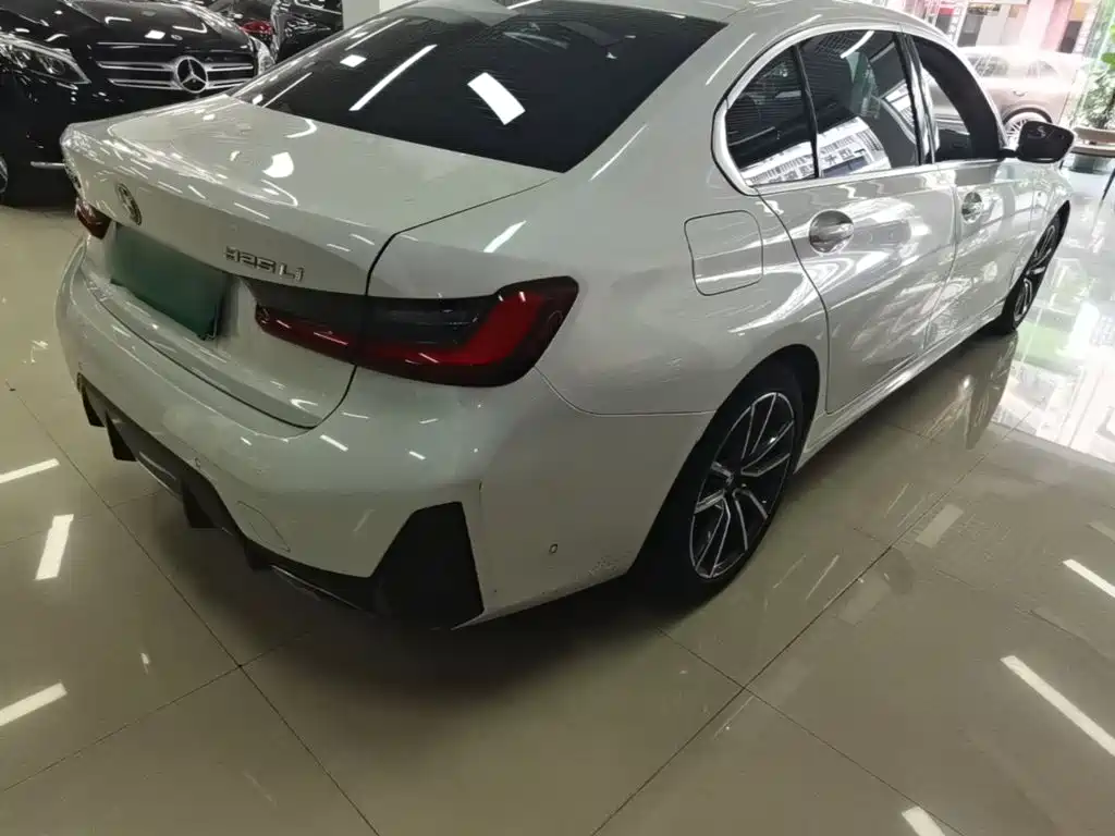 BMW 3 Series — миниатюра 7
