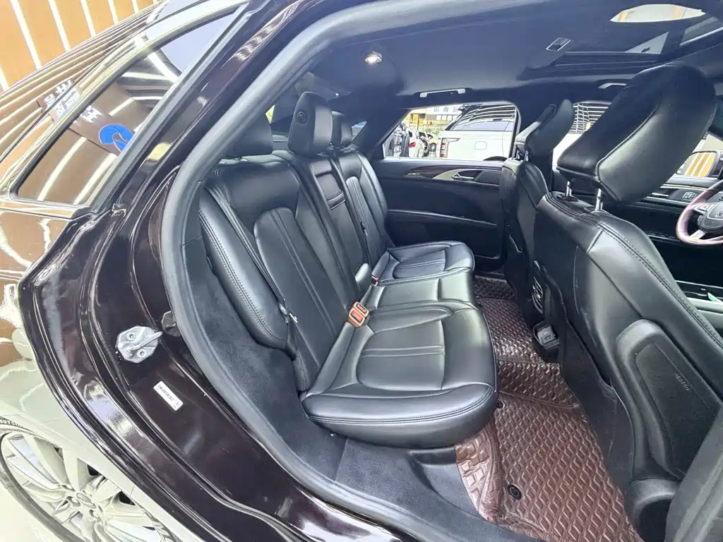 Lincoln MKZ — миниатюра 7