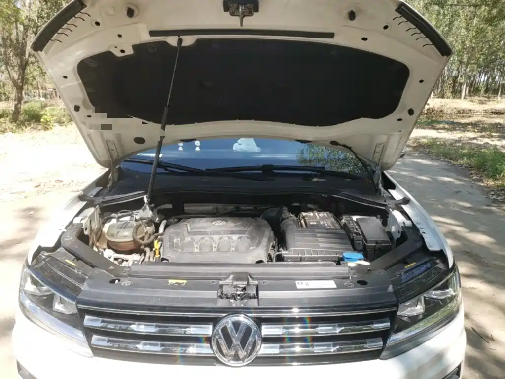 Volkswagen Tiguan L — миниатюра 16