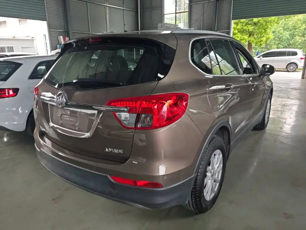 Buick Envision Plus — миниатюра 7