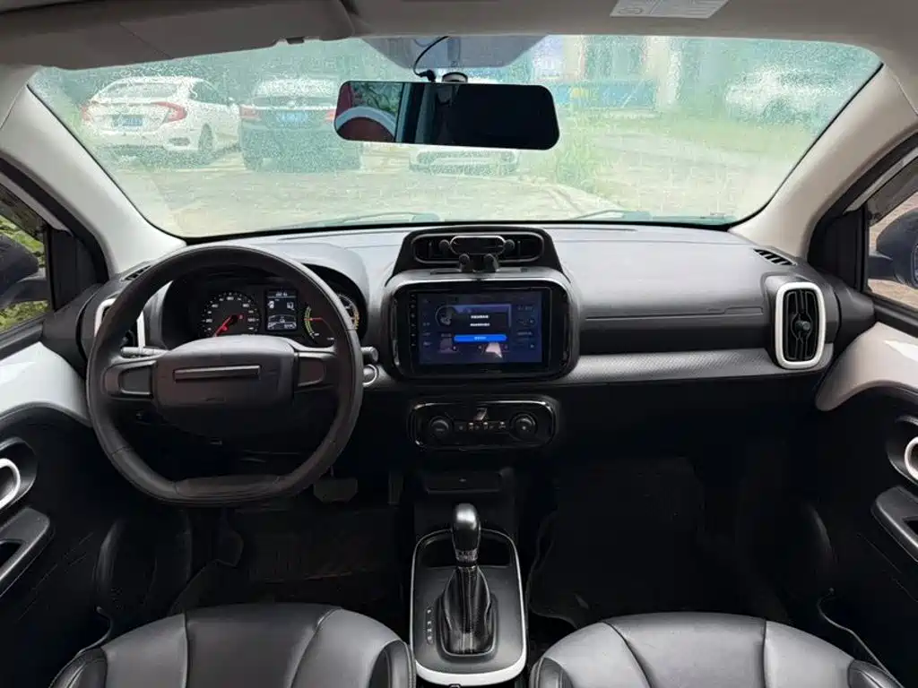 Roewe Clever — миниатюра 6