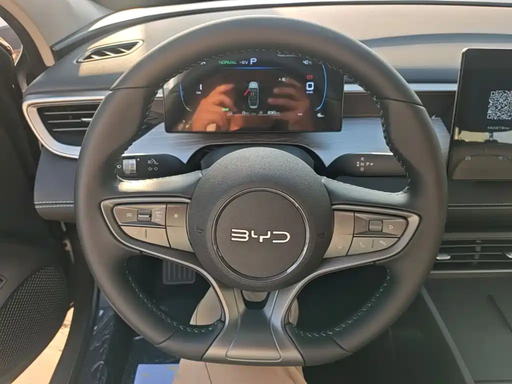 BYD Seal 05 DM-i — миниатюра 11