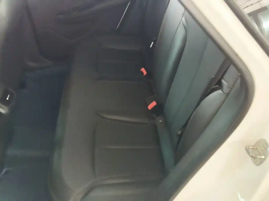 Buick Excelle — миниатюра 17