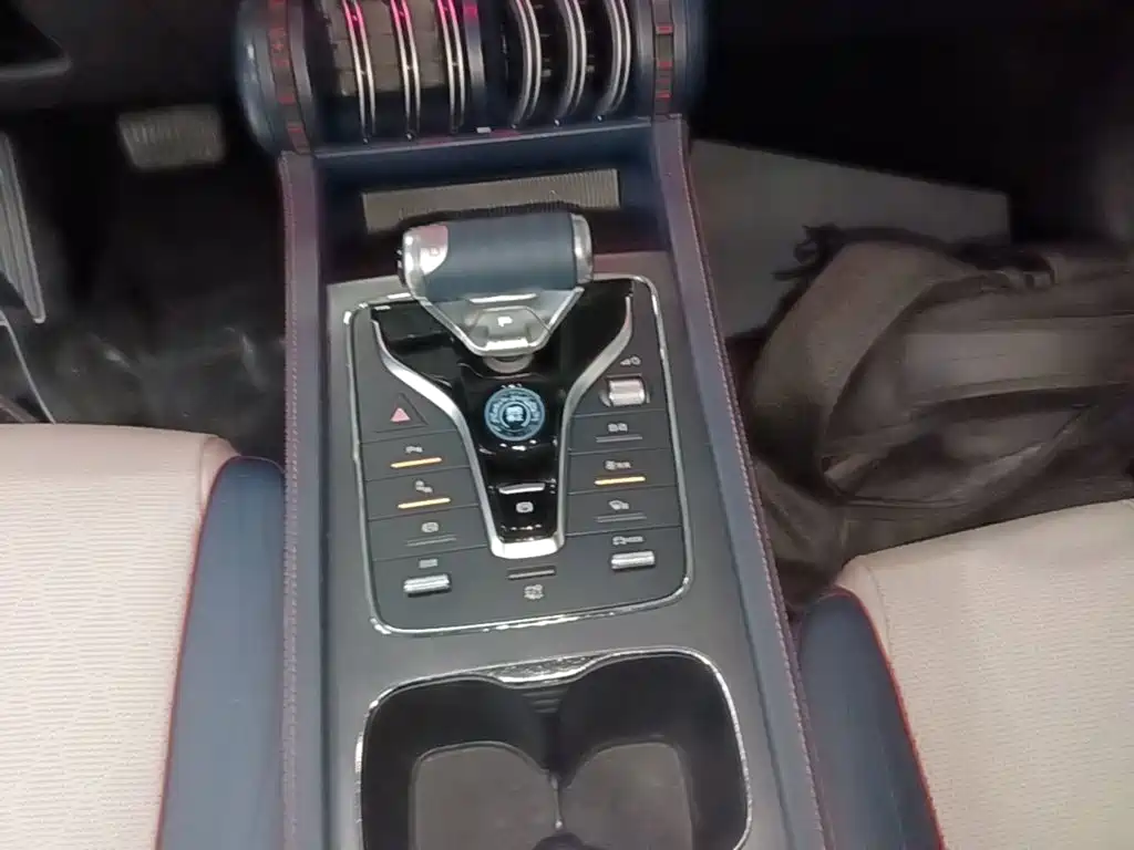 BYD Yuan Plus — миниатюра 14