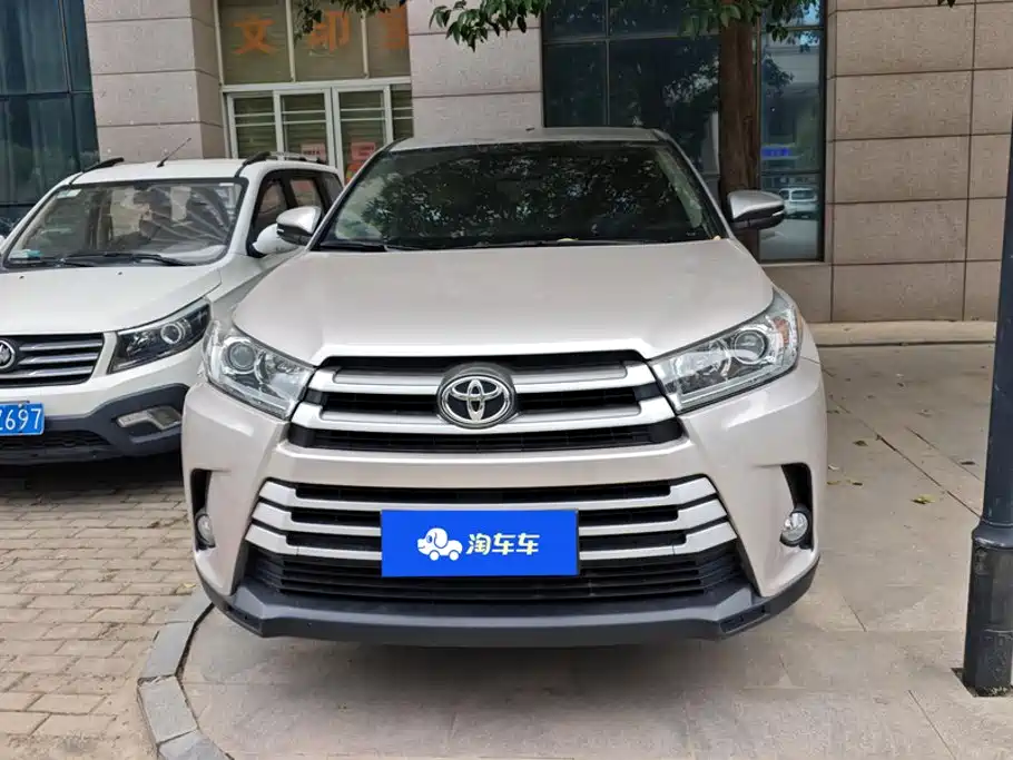 Toyota Highlander — миниатюра 2