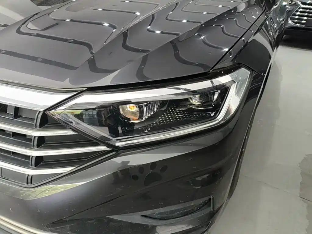 Volkswagen Sagitar — миниатюра 24