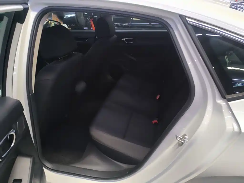 Honda Civic — миниатюра 17