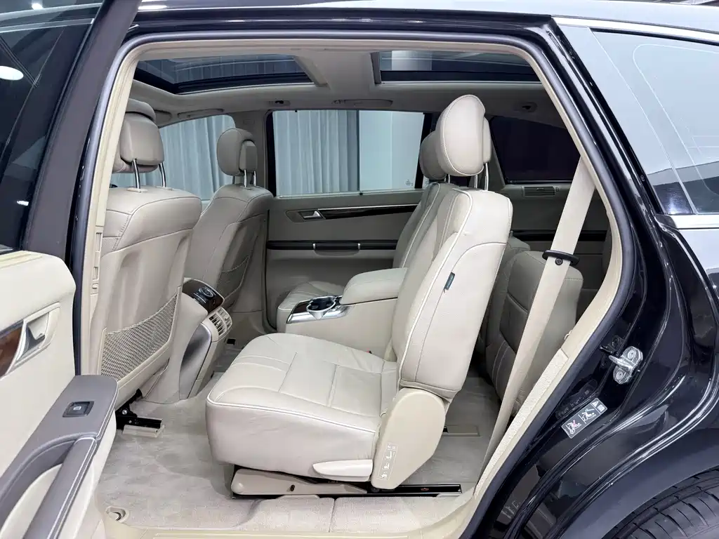 Mercedes-Benz R-Class — миниатюра 12