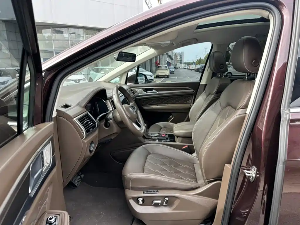 Volkswagen Viloran — миниатюра 7