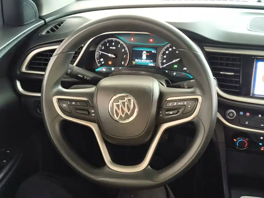 Buick Excelle — миниатюра 11