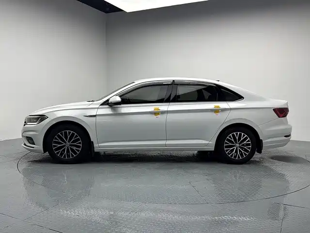 Volkswagen Sagitar — миниатюра 7