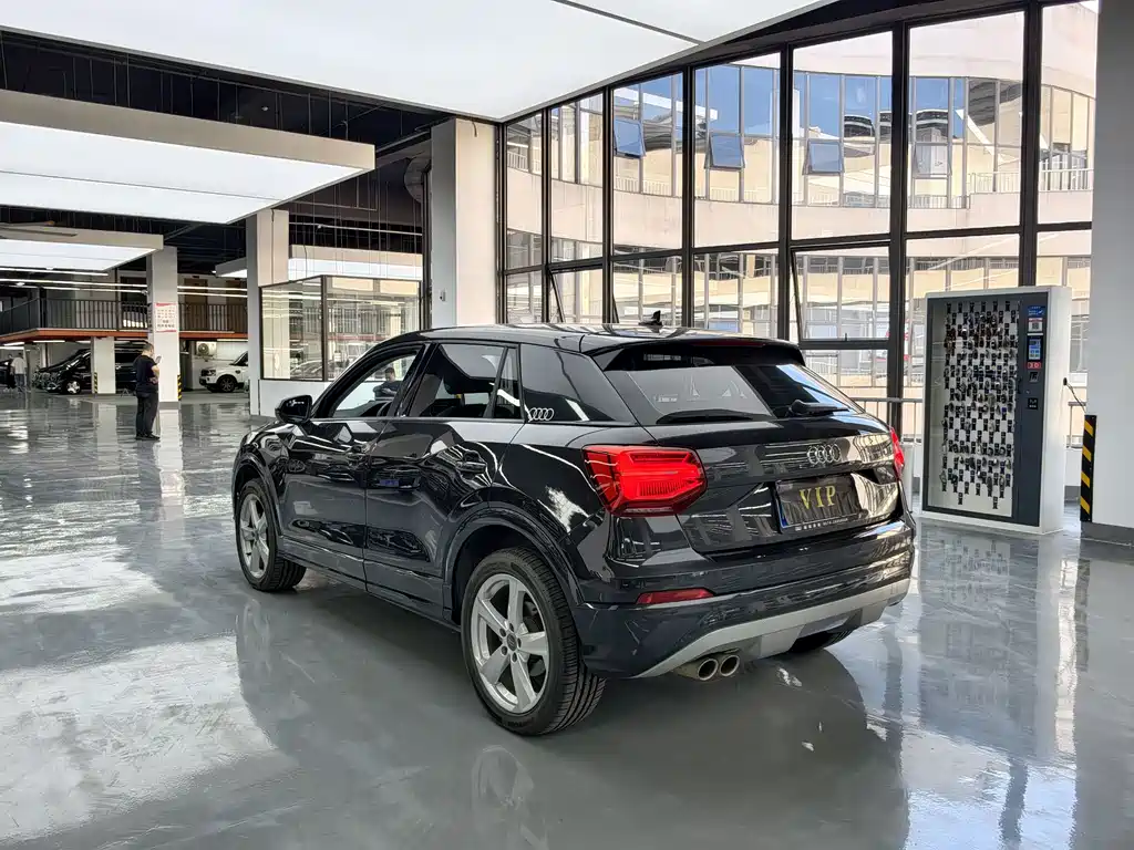 Audi Q2L — миниатюра 15