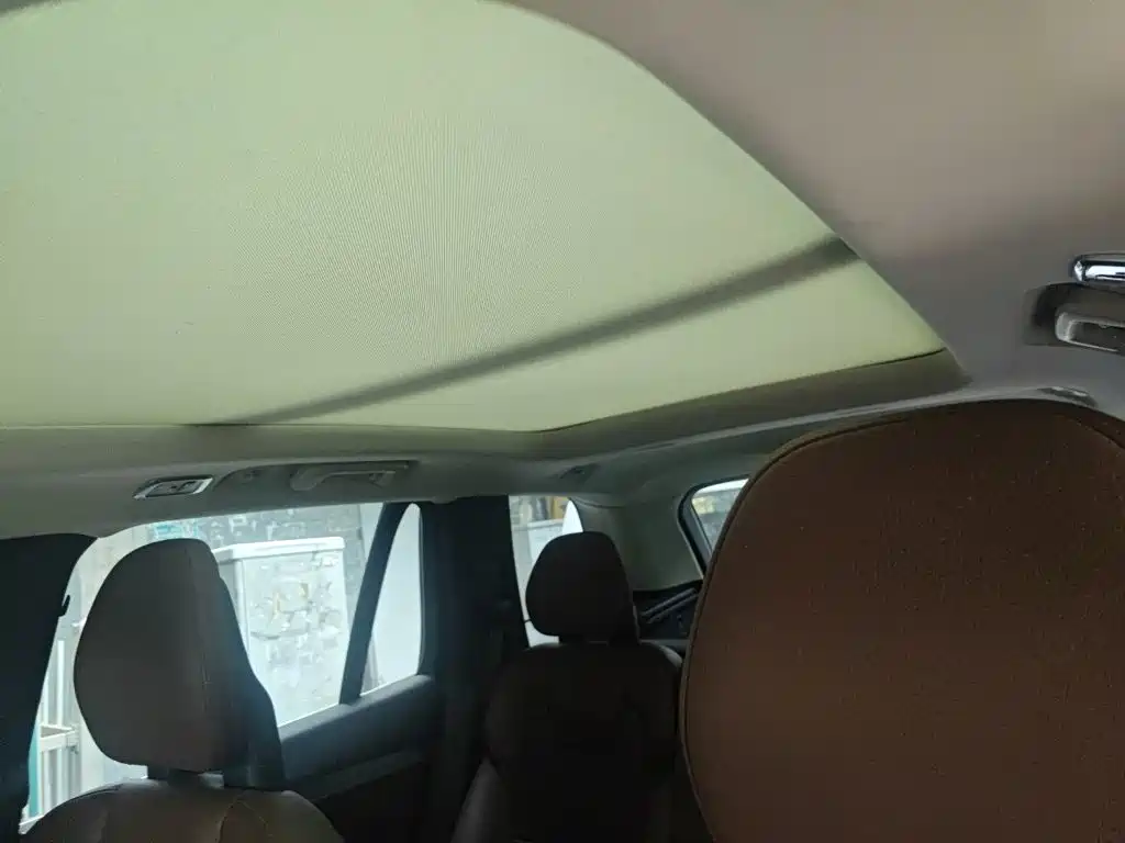 Volvo XC90 — миниатюра 9