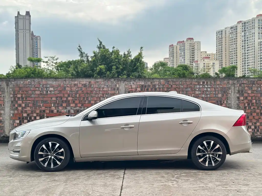 Volvo S60 2019 S60L T5