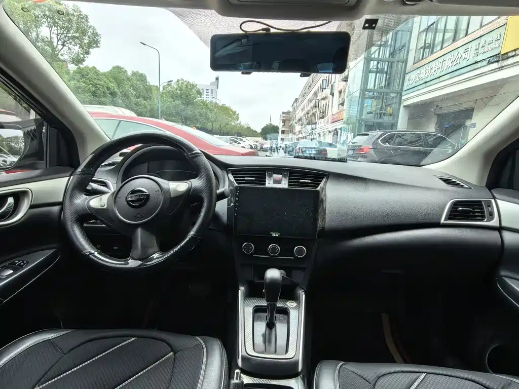 Nissan Sylphy — миниатюра 5