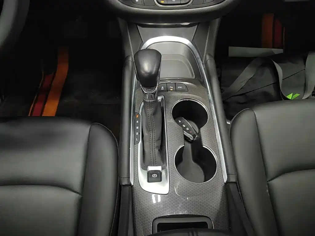 Chevrolet Malibu XL — миниатюра 14