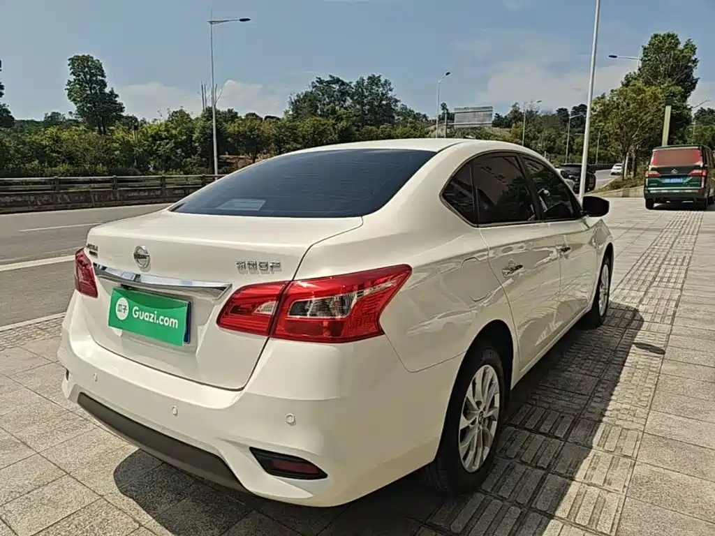 Nissan Sylphy — миниатюра 7