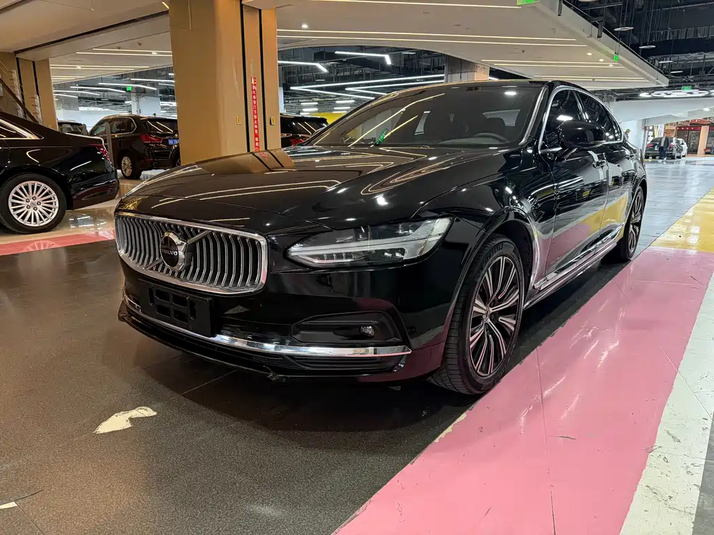 Volvo S90 2021