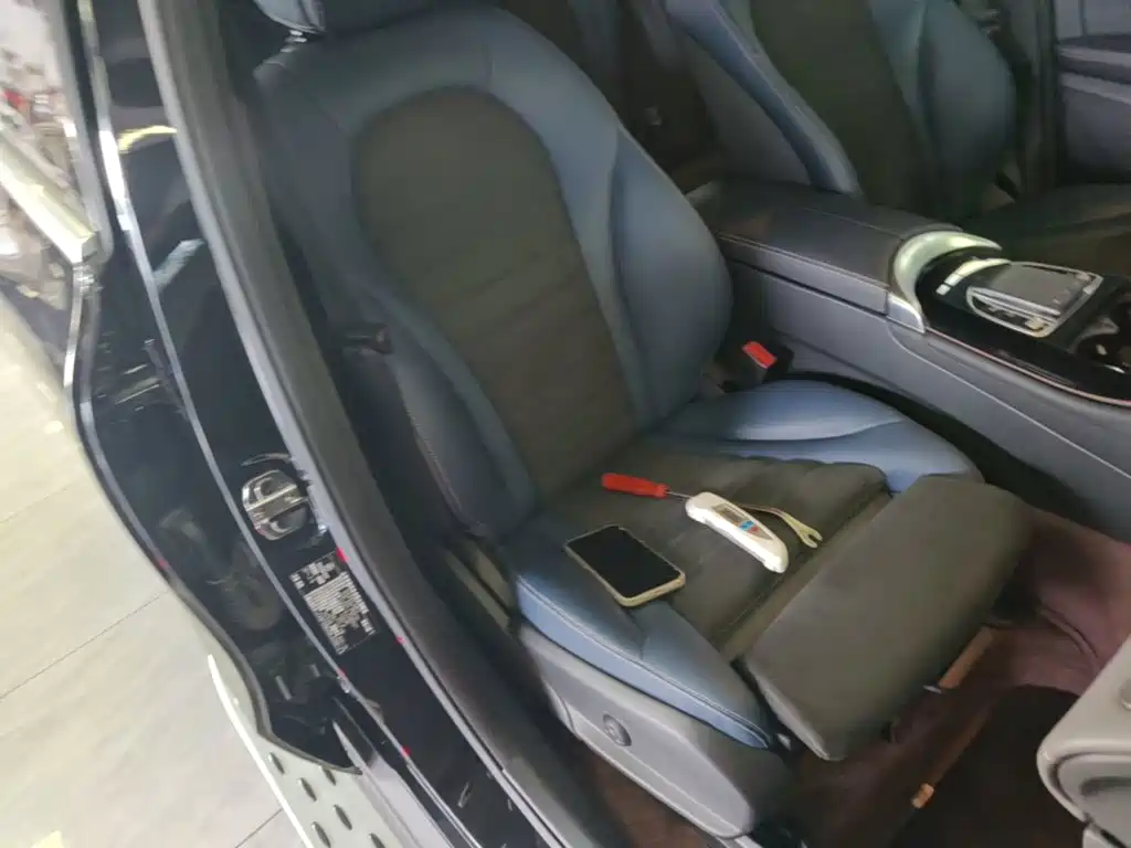 Mercedes-Benz EQC — миниатюра 25